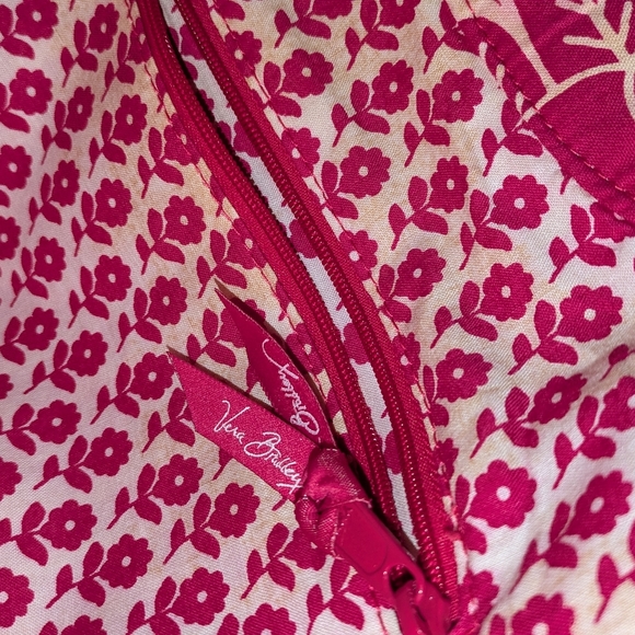 ❤️SALE❤️Vera Bradley Pink Patterned Handbag - Picture 8 of 12